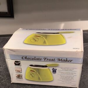 Yellow Chocolate Treat Maker